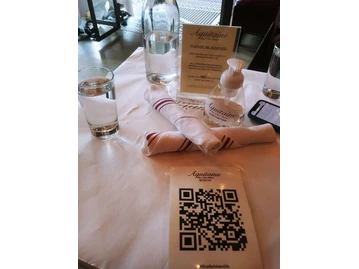 Aquitaine menu photo
