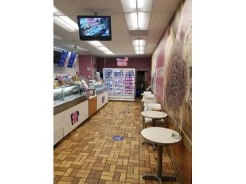 Baskin-Robbins photo