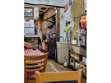Del's Charcoal Burgers photo
