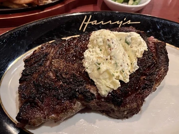 Harry's Savoy Grill photo