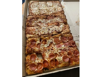 Pizza Hut photo