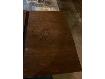 Q1227 Restaurant menu photo