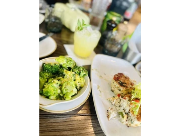 The HC Tavern + Kitchen photo