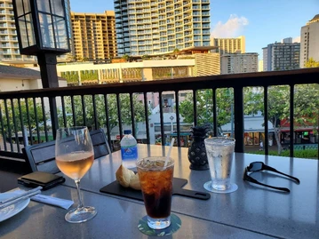 Tommy Bahama Restaurant, Bar & Store photo