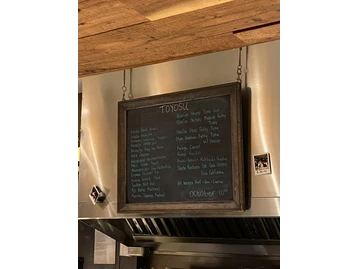 Uchi menu photo